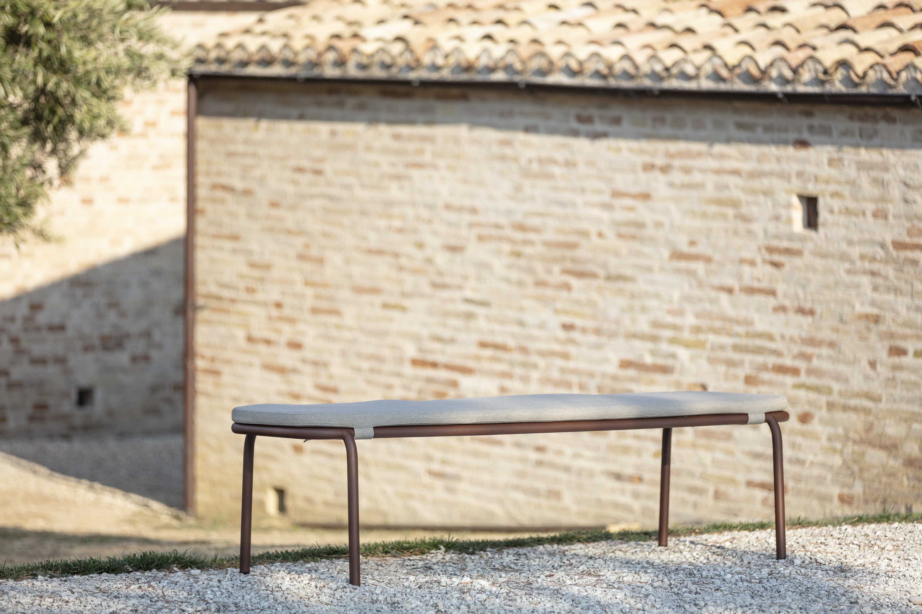 Todus I Starling Bank 180 cm