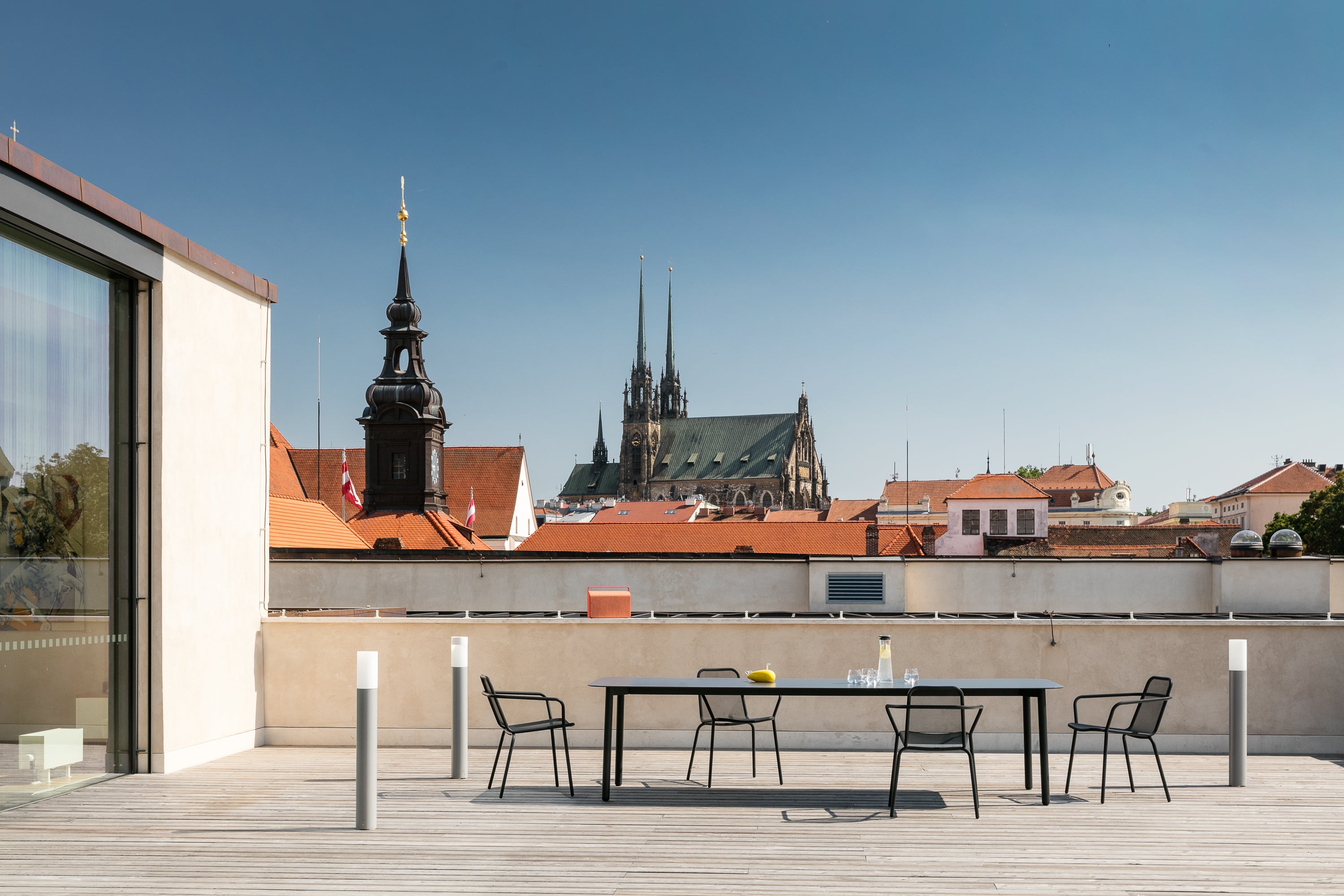 Todus I Starling Armchair