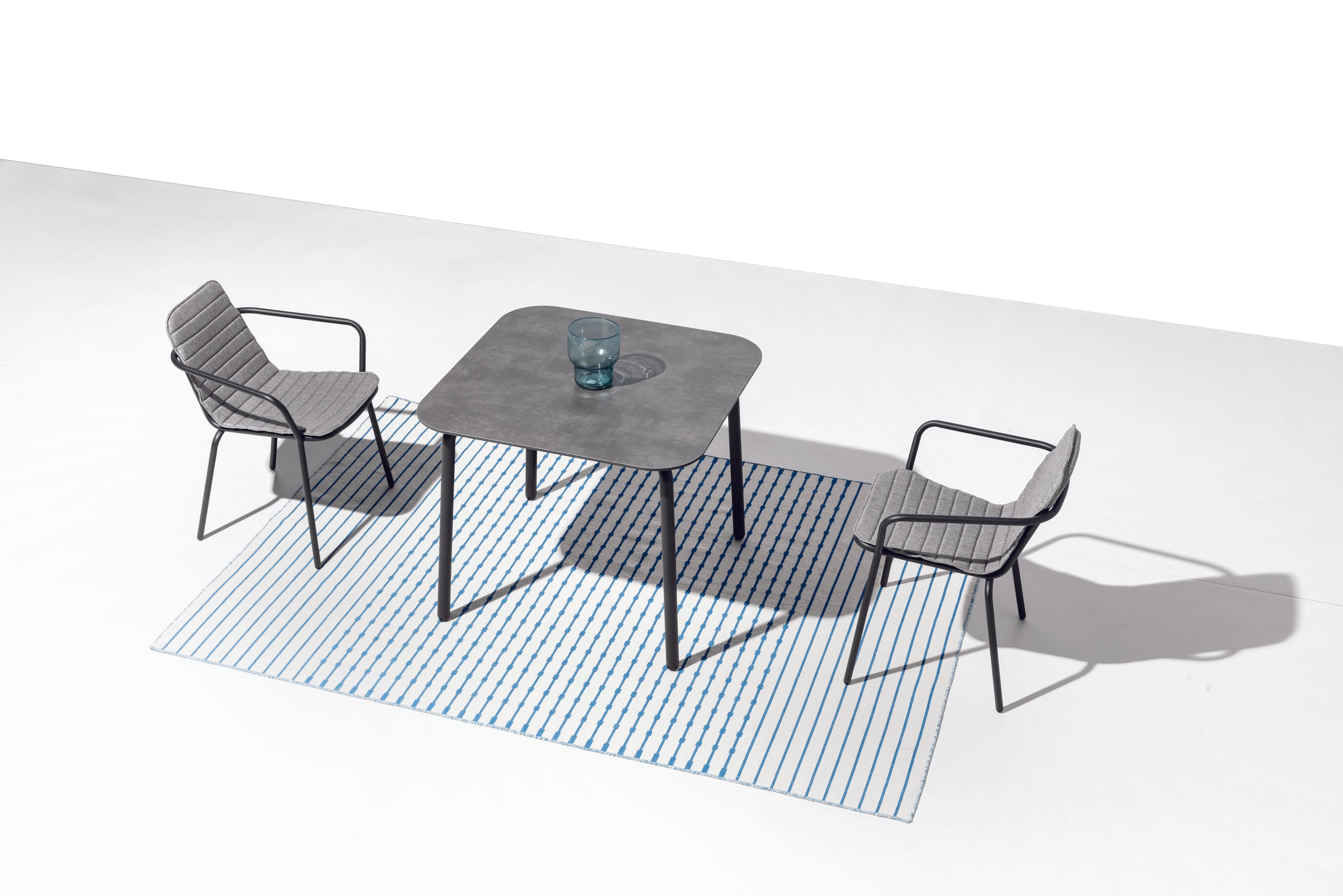 Todus I Starling Armchair