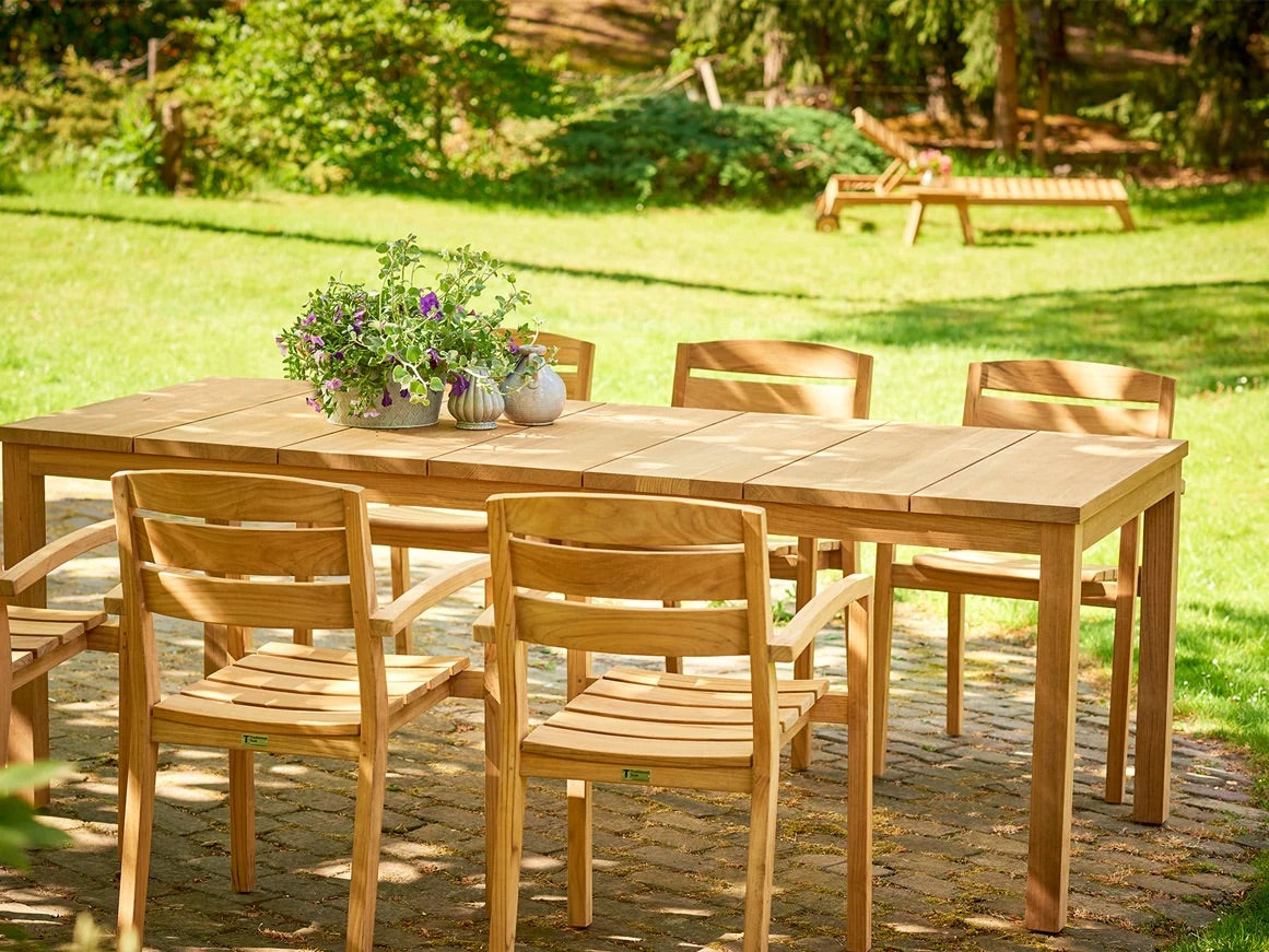 Traditional Teak I Carlos stapelbarer Gartenstuhl