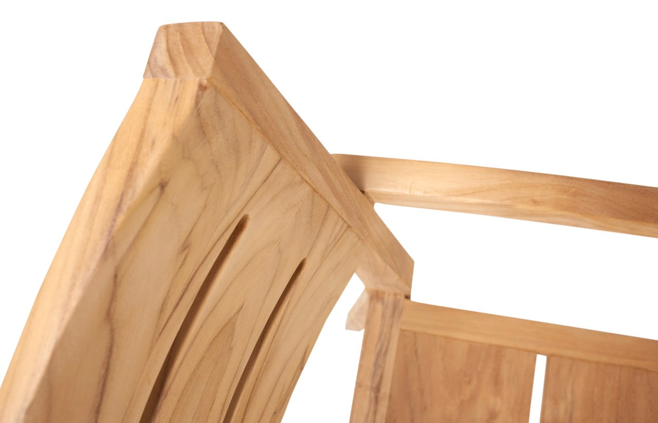 Traditional Teak I Grace Stapelstuhl