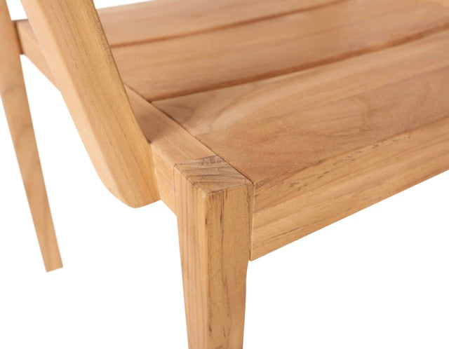 Traditional Teak I Grace Stapelstuhl
