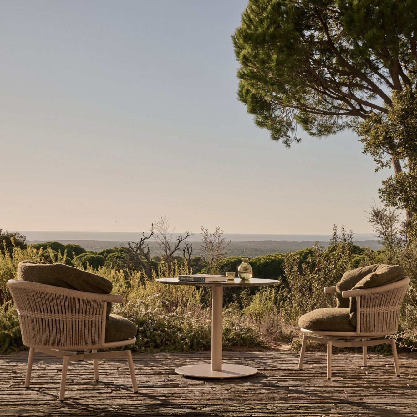 Tribu I Cesta Loungestuhl