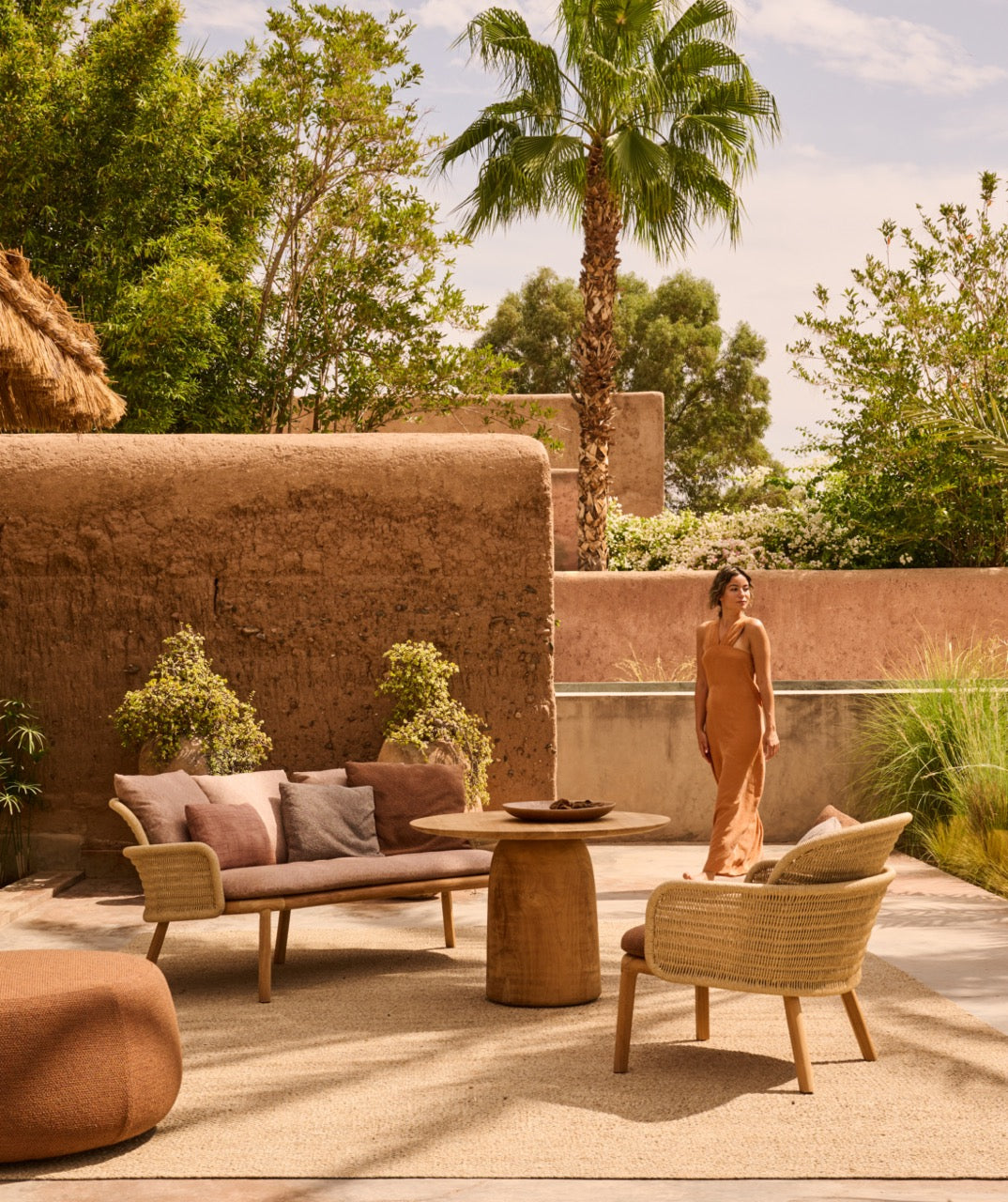 Tribu I Suro Lounge Chair