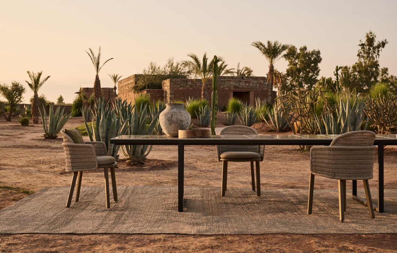 Tribu I Suro Stuhl mit Armlehnen