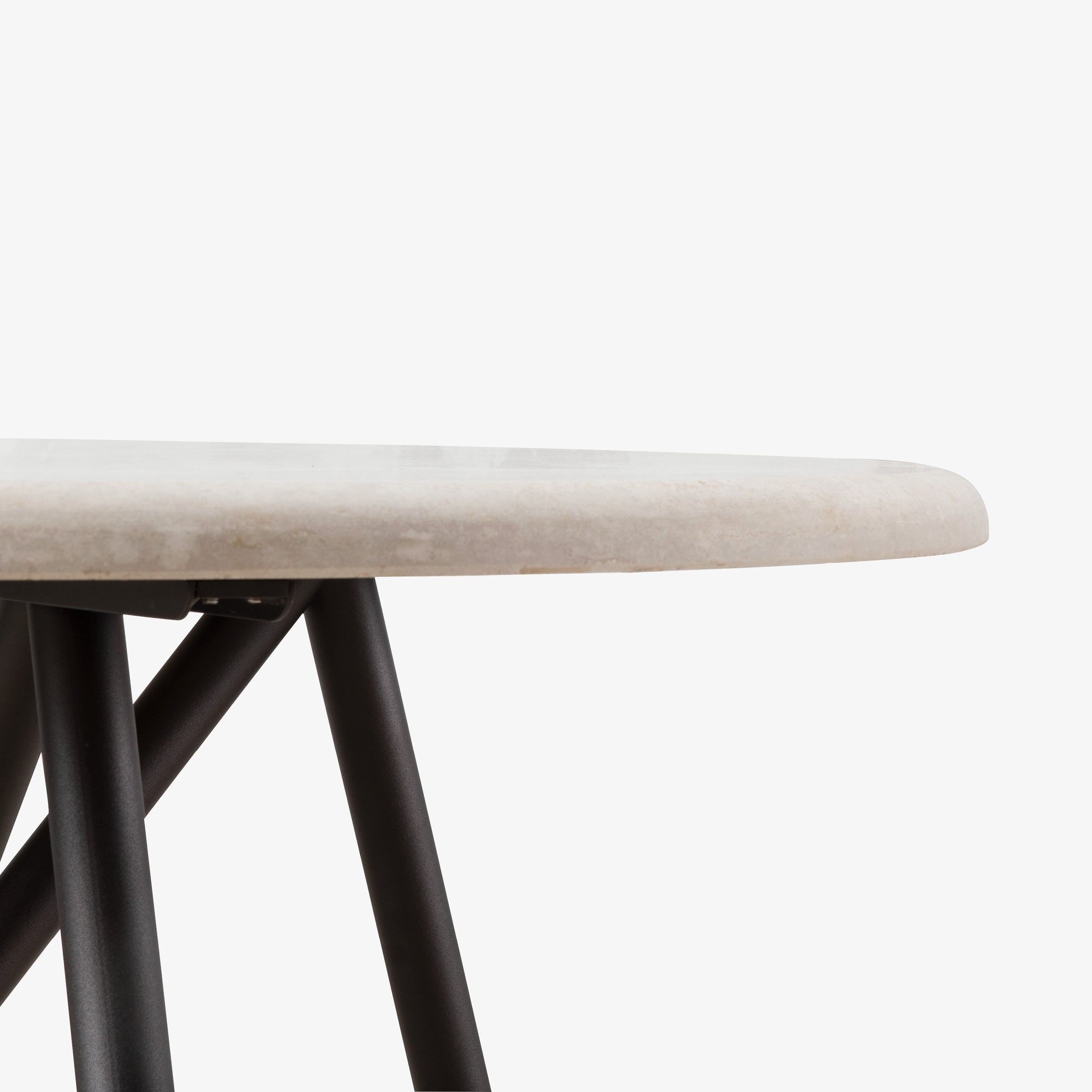 UNI By VELTHA® – Naturstein & Stahlrohr Design