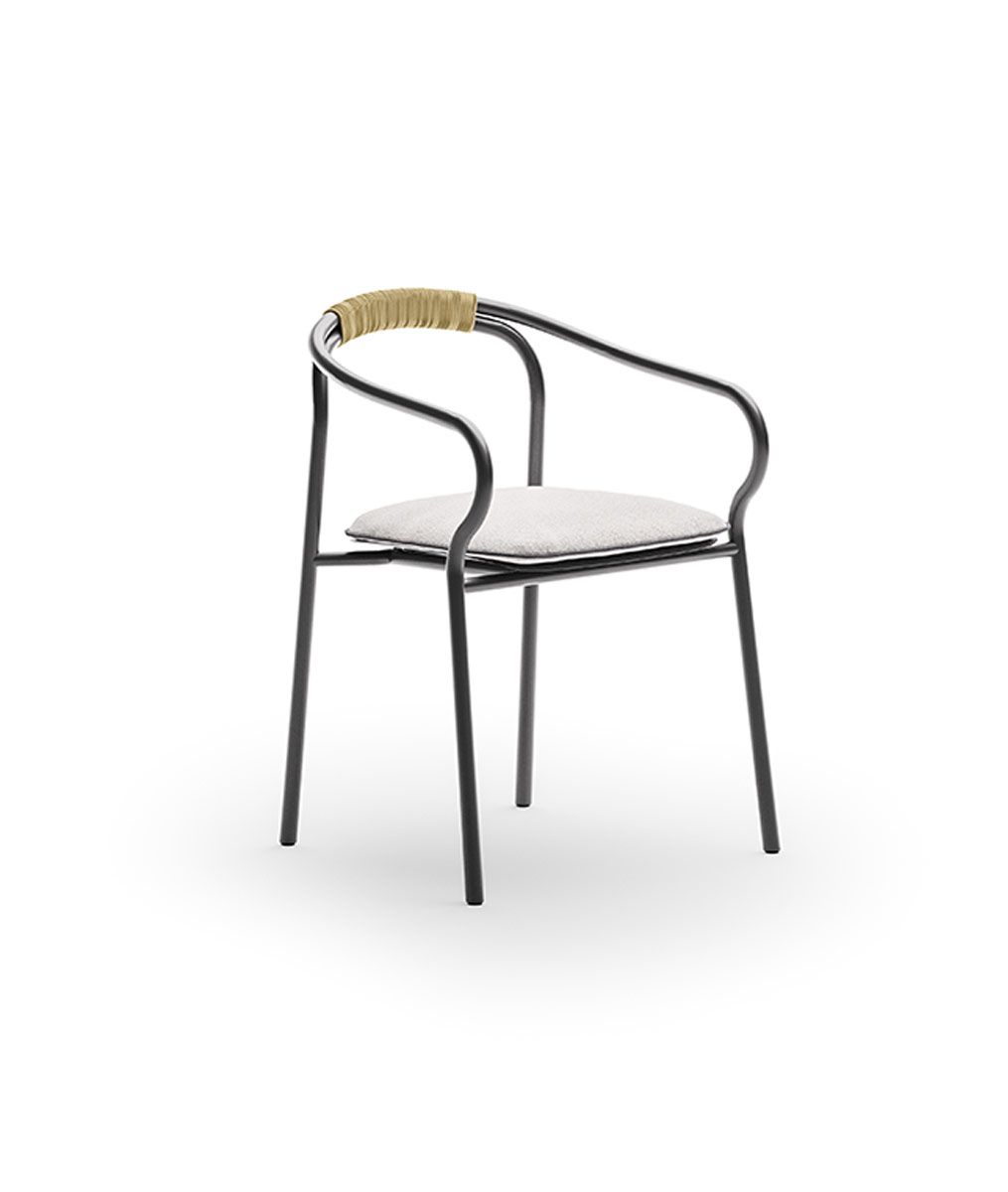 Unopiu I Salo Armlehnenstuhl