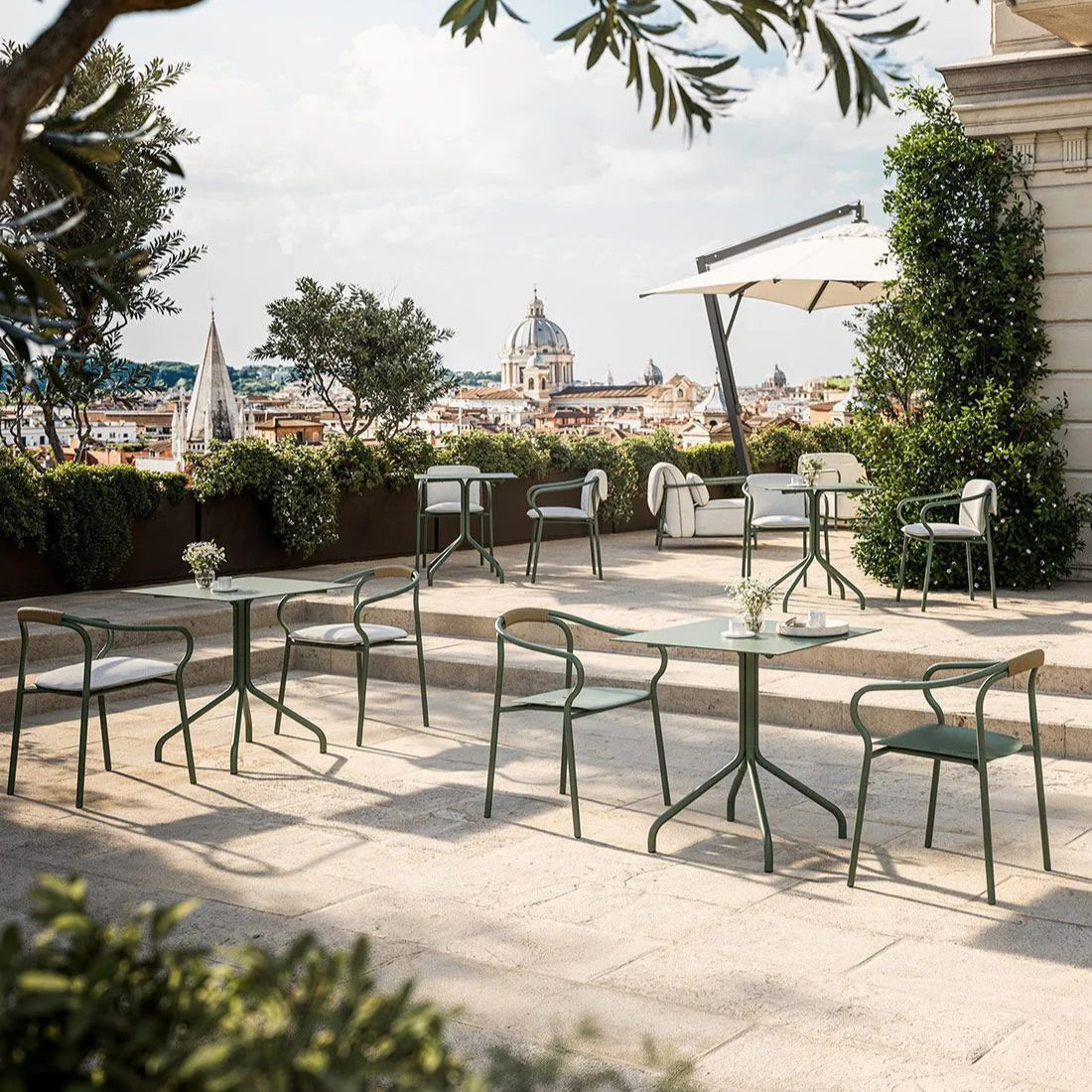 Unopiu I Salo Bistro Table 70 cm, square