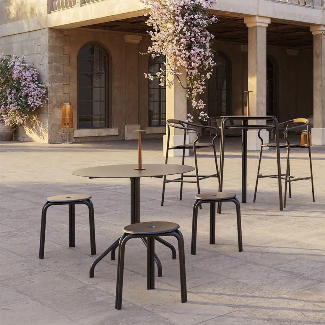 Unopiu I Salo Hocker