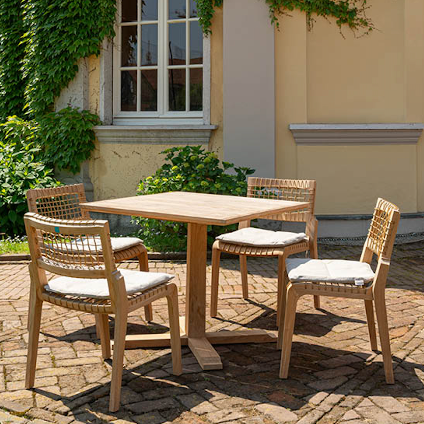 Unopiu I Synthesis Stuhl