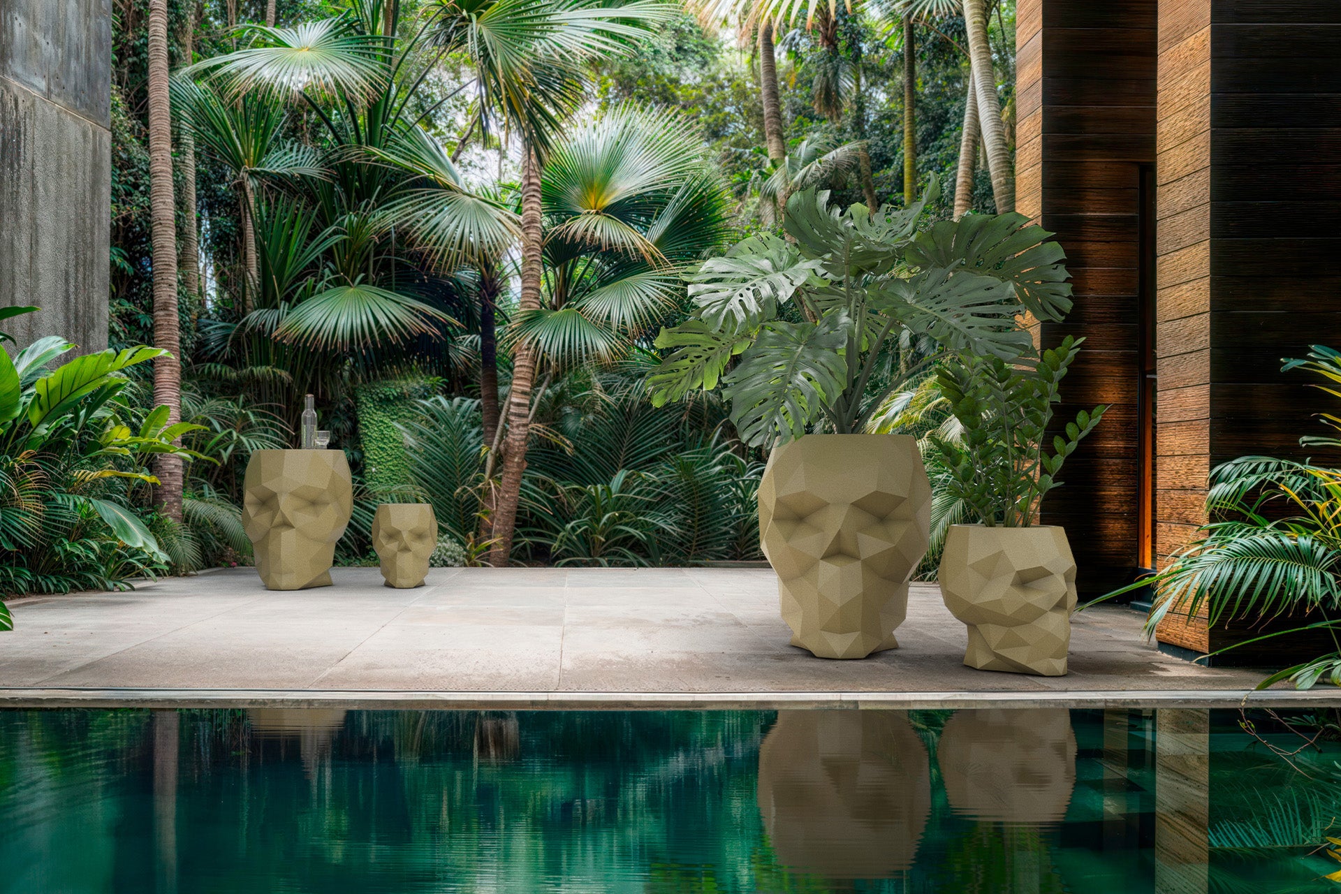 Vondom I Skull Hocker im Totenkopfdesign