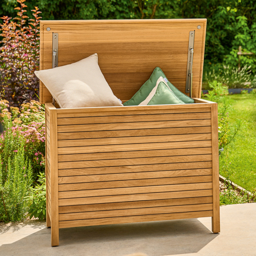 Weishäupl I Deck upholstered chest