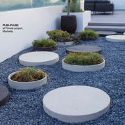 Handgefertigte PL Terracotta-Pflanzschale von Atelier Vierkant mit flacher, runder Form