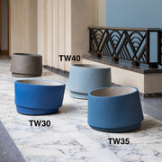 Handgefertigtes TW Keramik Pflanzgefäß von Atelier Vierkant für Innen und Außen