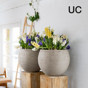 Handgefertigtes Keramik Pflanzgefäß UC von Atelier Vierkant mit matter Oberfläche