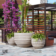 Handgefertigtes Terrakotta Pflanzgefäß UE von Atelier Vierkant mit schlankem Fuß