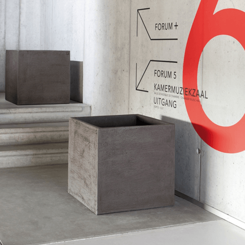 Atelier Vierkant B-CUBE Pflanzgefäß aus hochgebranntem Ton