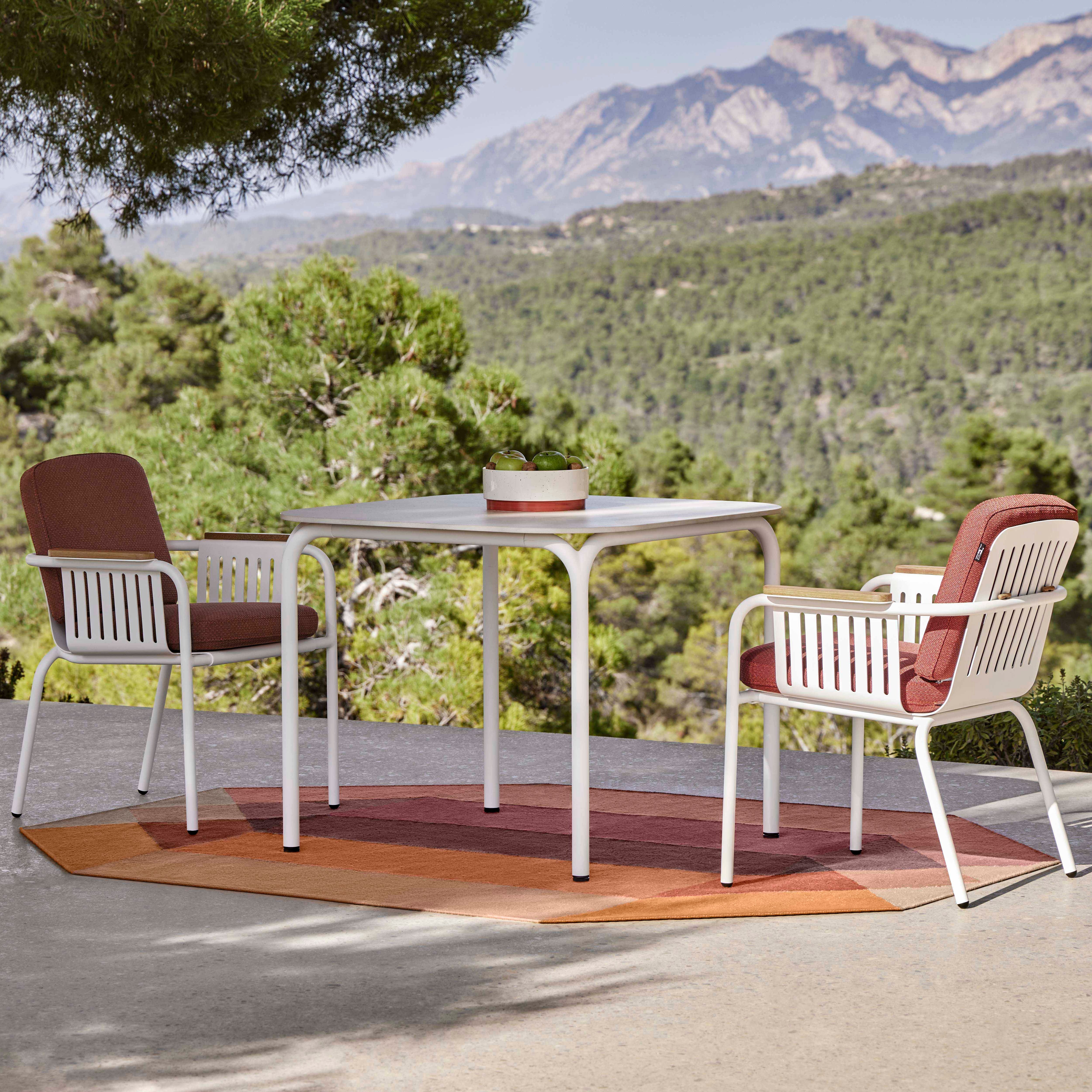 Gandia Blasco I Capa Esstisch 90 cm, quadratisch