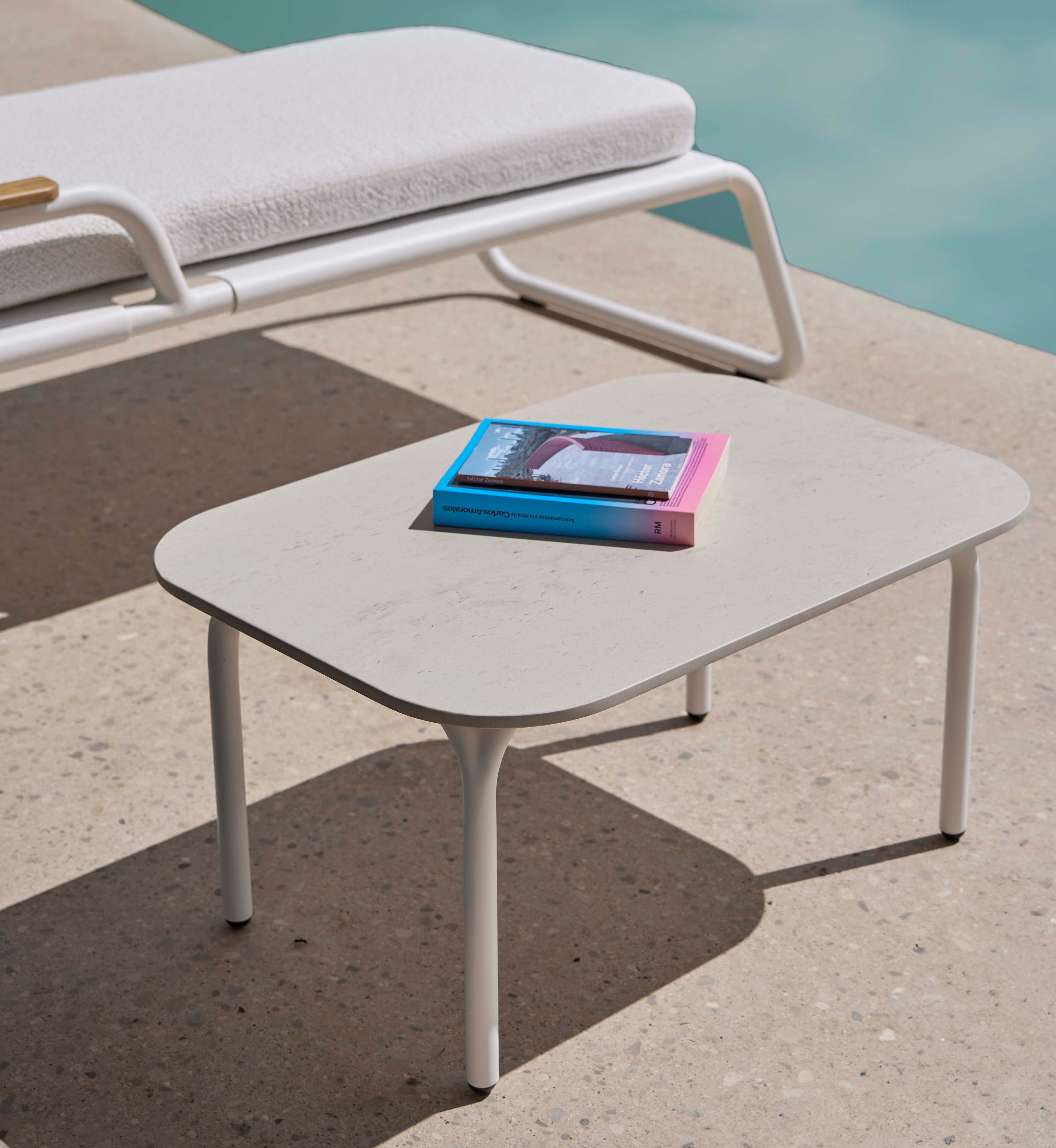 Gandia Blasco I Capa Beistelltisch 70 cm, rechteckig