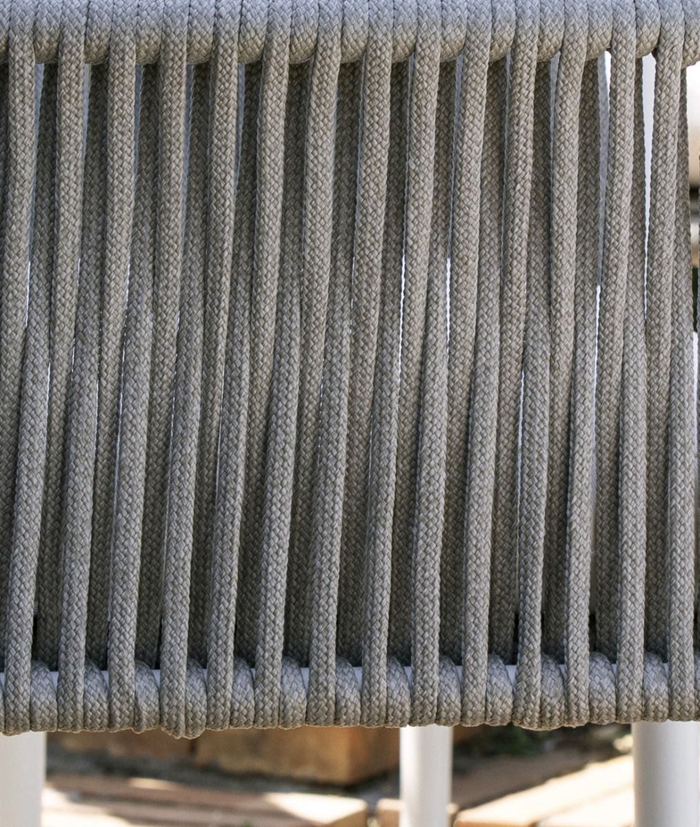 Unopiu I Luce Sofa 142cm