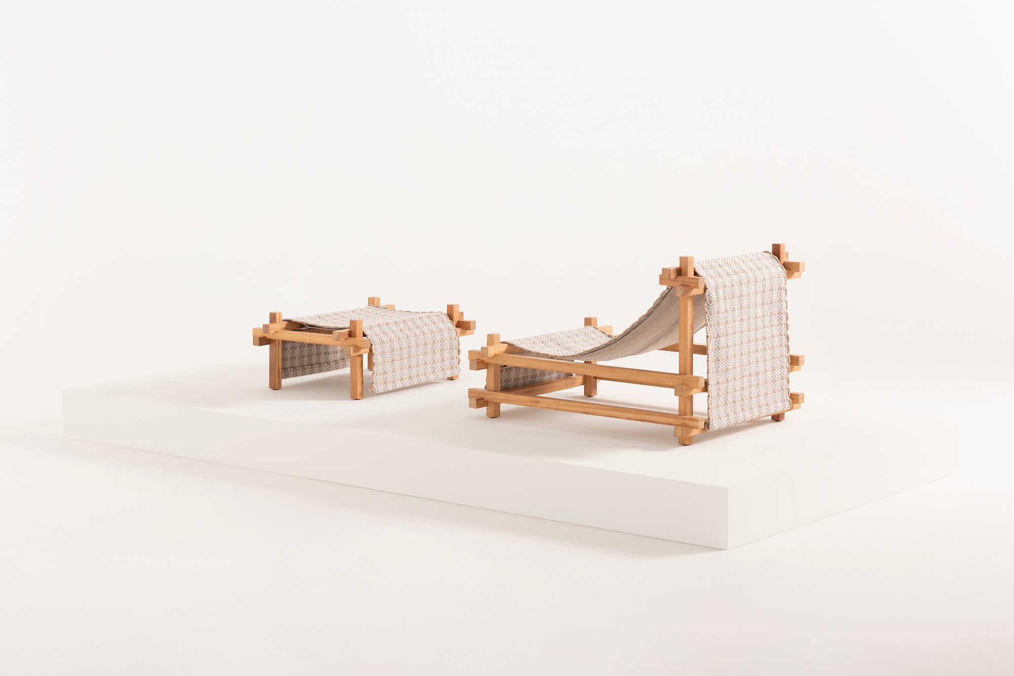 Gandia Blasco I Hos Loungestuhl mit Hocker