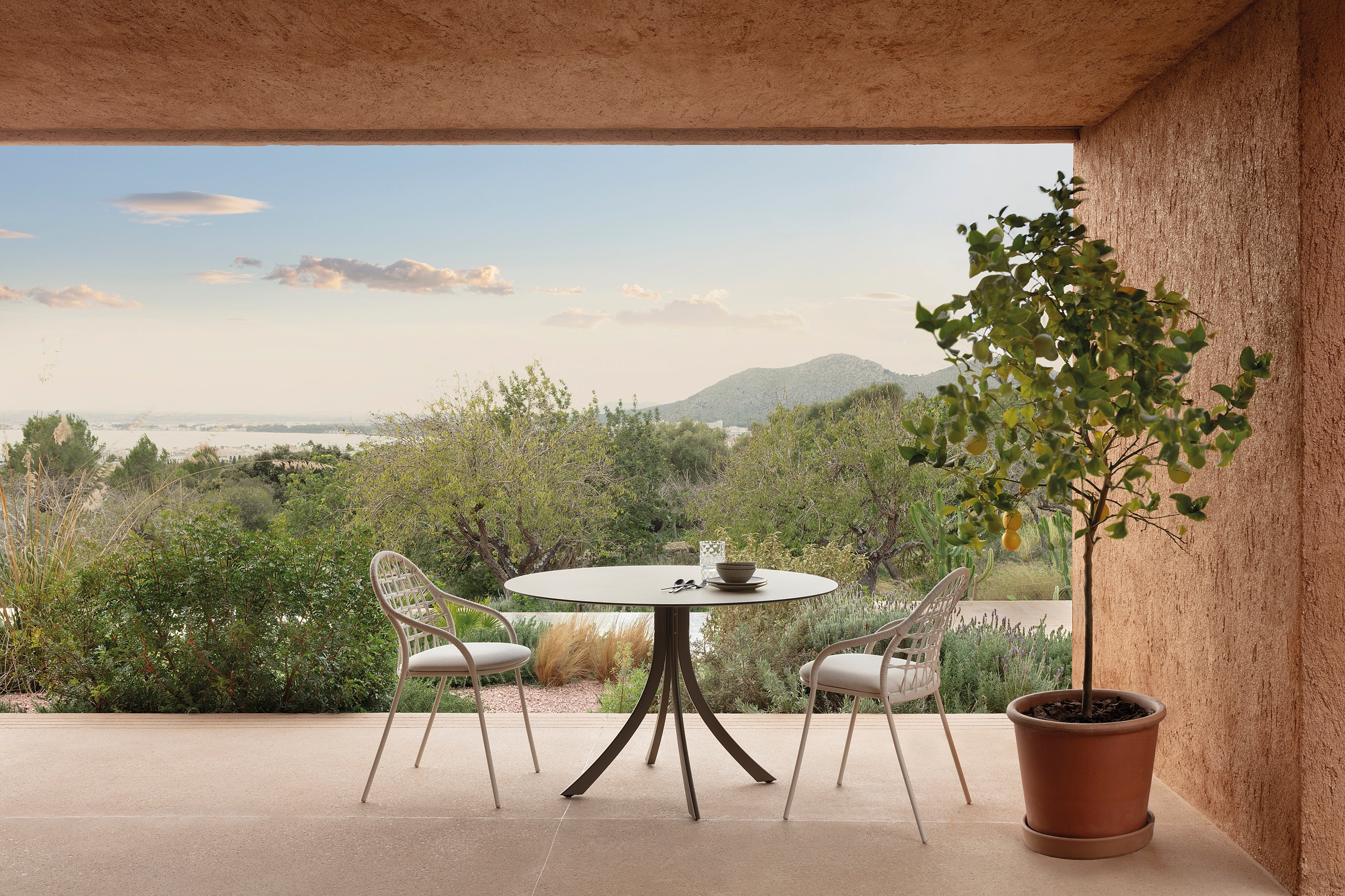 expormim I Petale Armlehnenstuhl mit Seil im Gittermuster, 2er Set