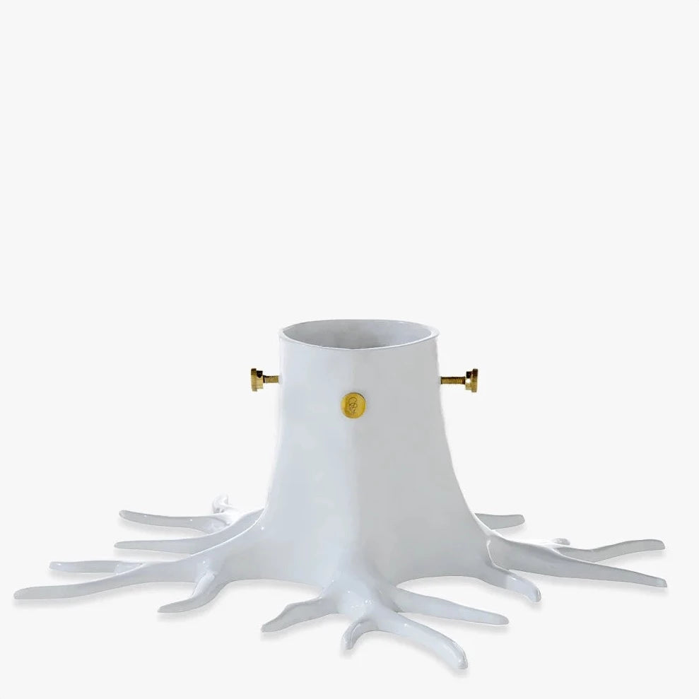 Der Garden Glory Christmas Tree Stand White ist ein revolutionärer Weihnachtsbaumständer, der Ihre Festtage mit einem einzigartigen Designerlook bereichert. Anders als herkömmliche grüne und rote Ständer hat dieser Ständer in Cremeweiß ein modernes und stilvolles Erscheinungsbild.