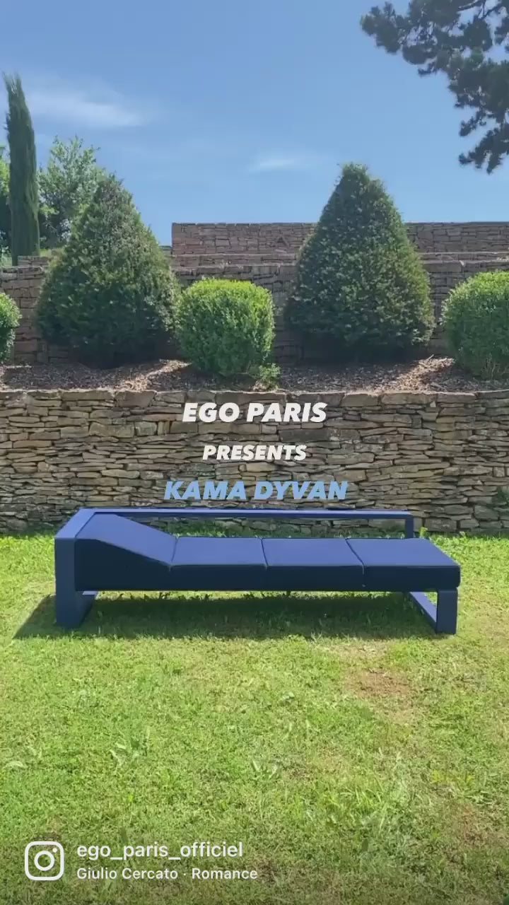 Video laden: Ego Paris I Kama Dyvan mit Armlehne rechts