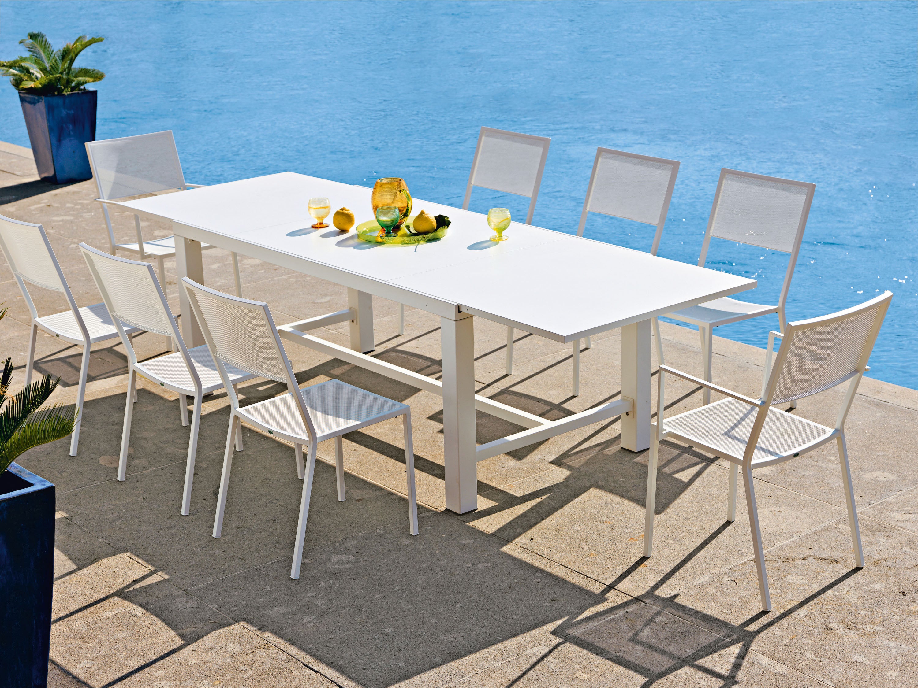 Unopiu I Conrad Armlehnenstuhl