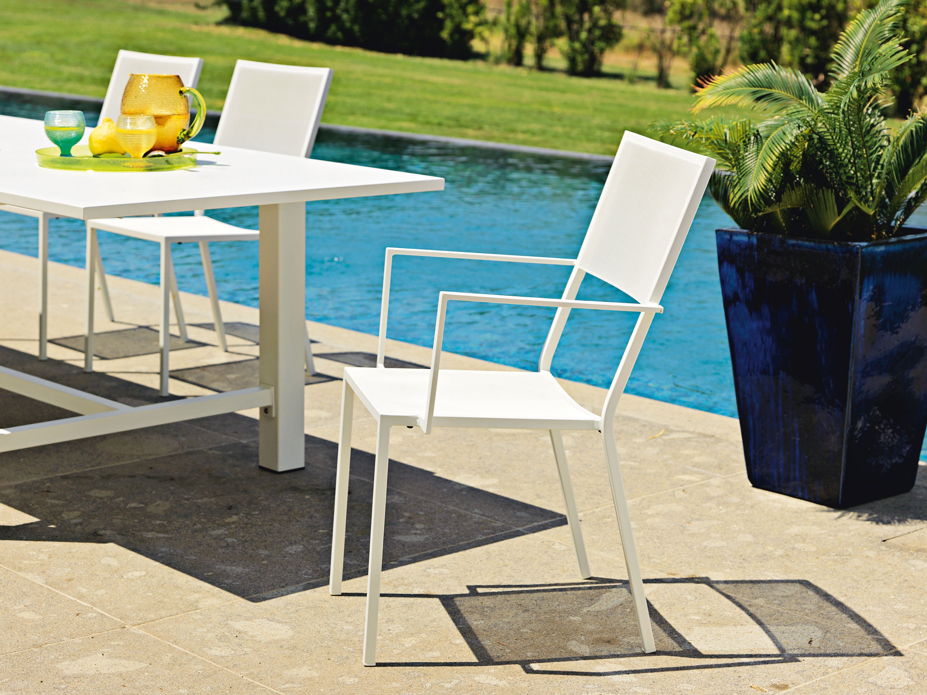 Unopiu I Conrad Armlehnenstuhl