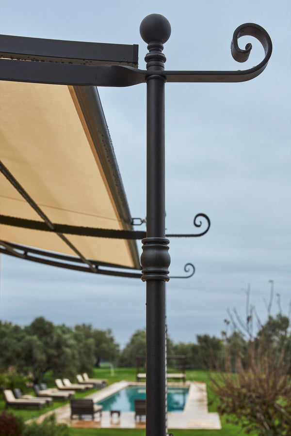 Tibisco add-on pergola with spring-loaded roller blind