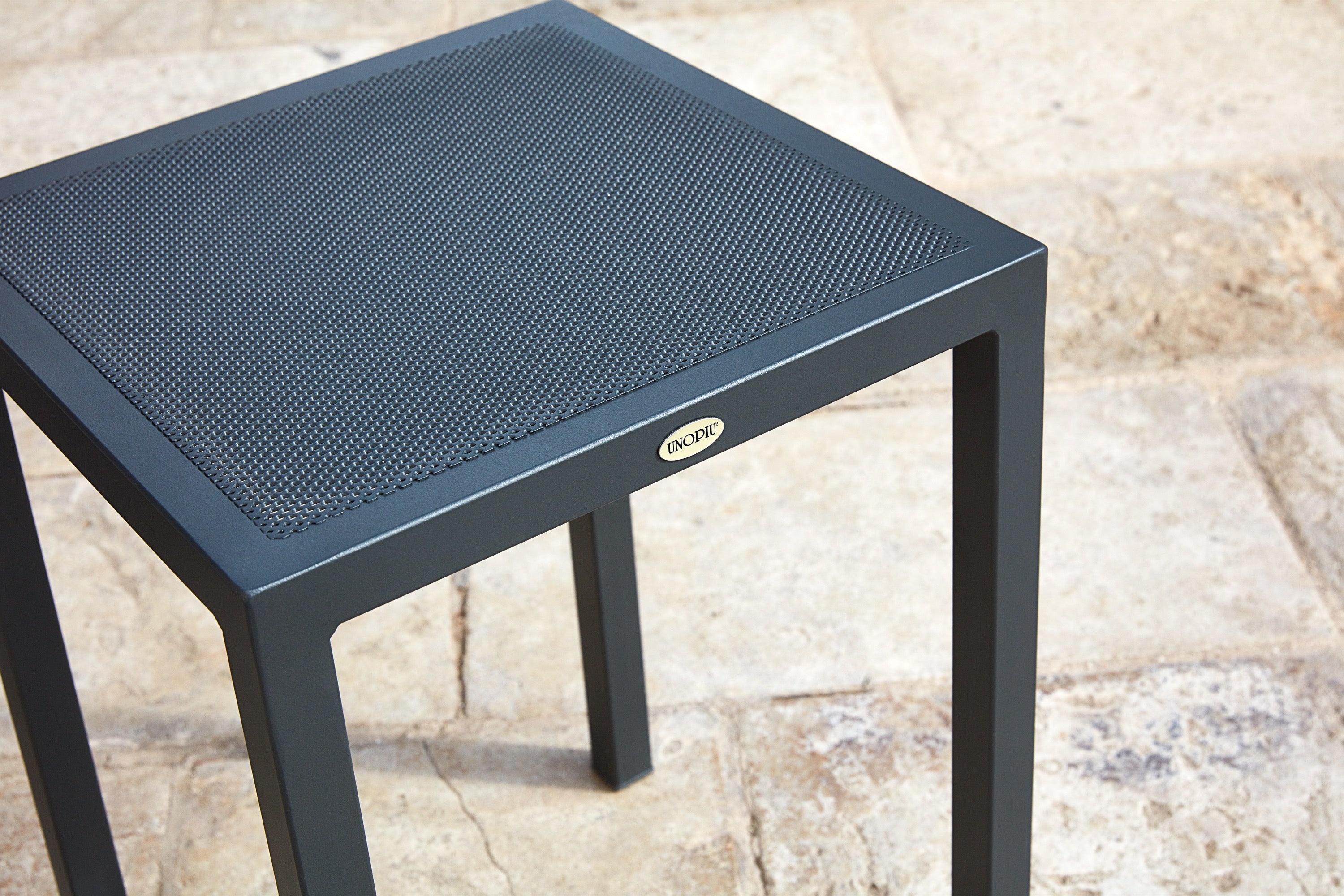 Unopiu I Conrad stapelbarer Hocker