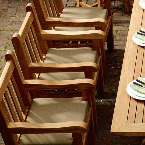 Barlow Tyrie Teakholzstuhl Glenham Armchair