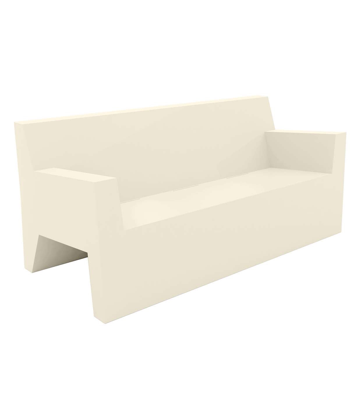 Vondom I Jut Sofa