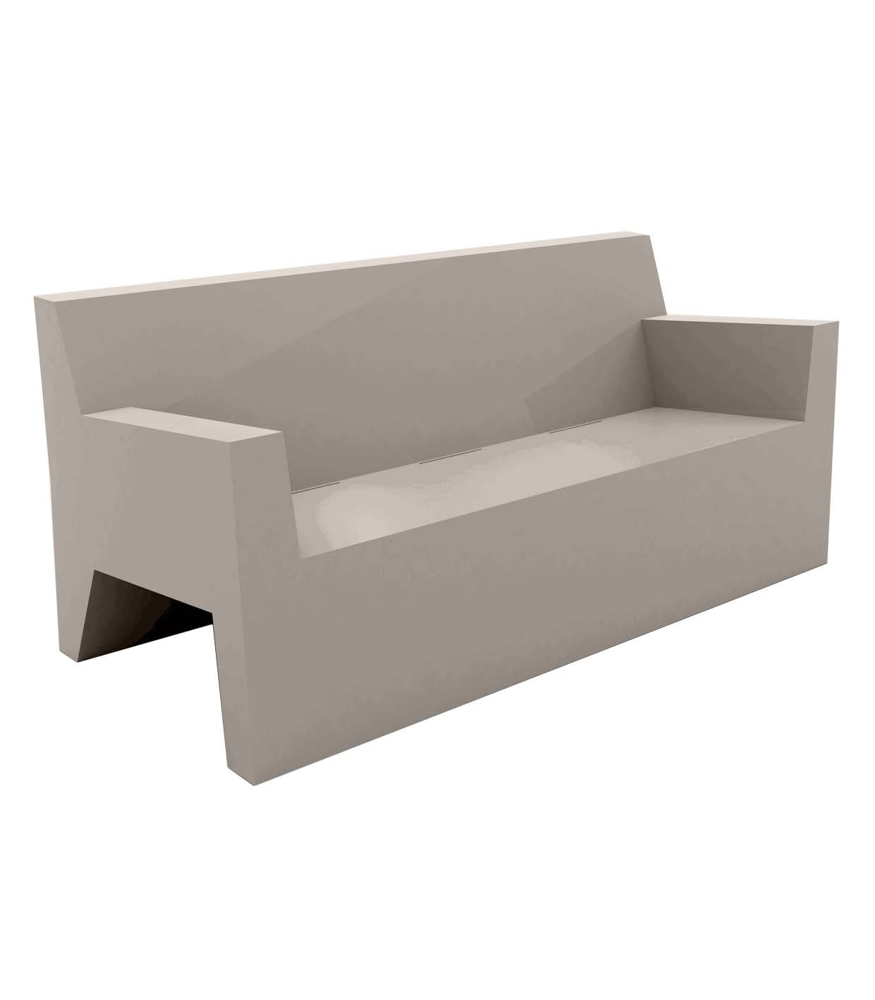 Vondom I Jut Sofa