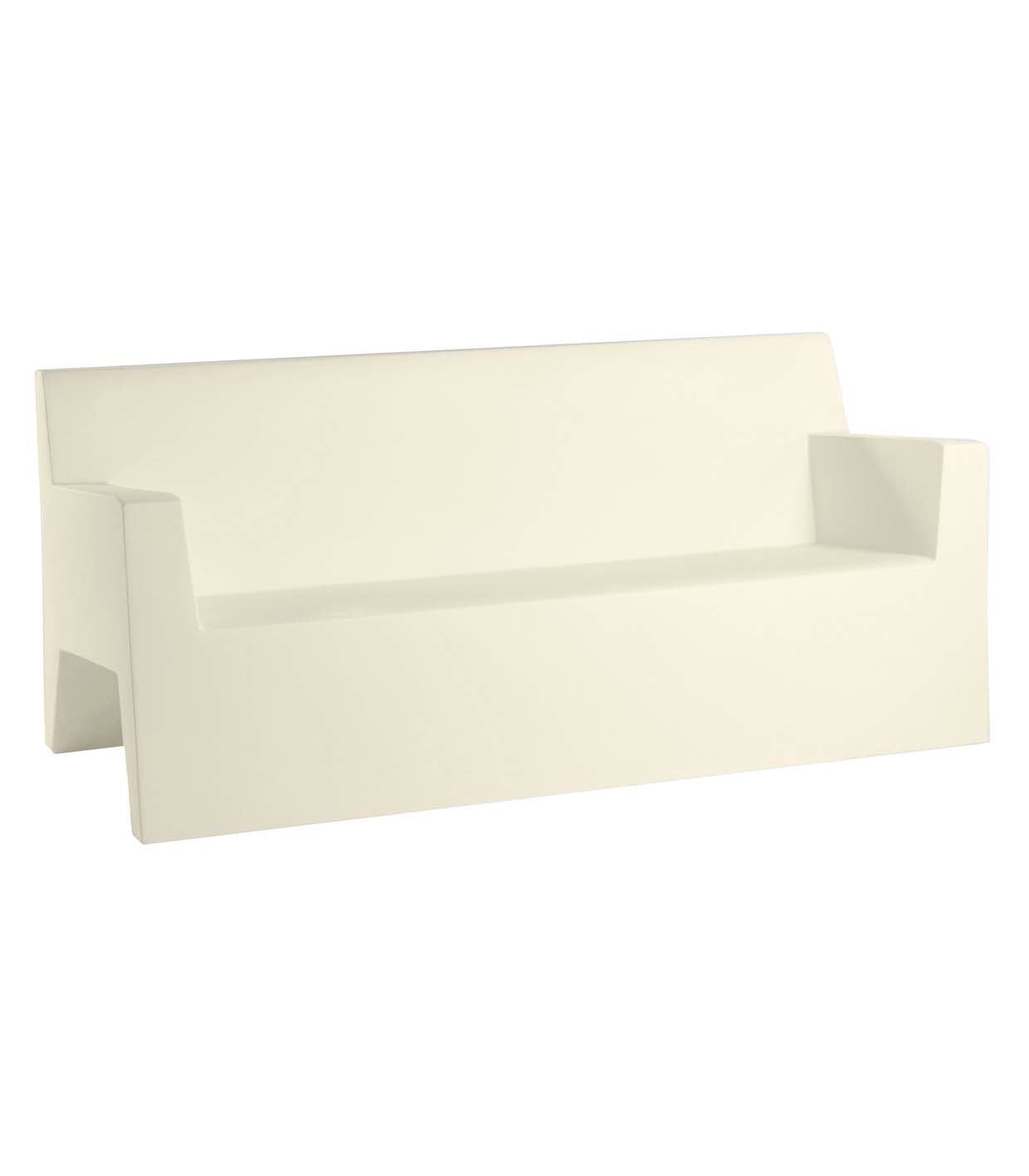 Vondom I Jut Sofa