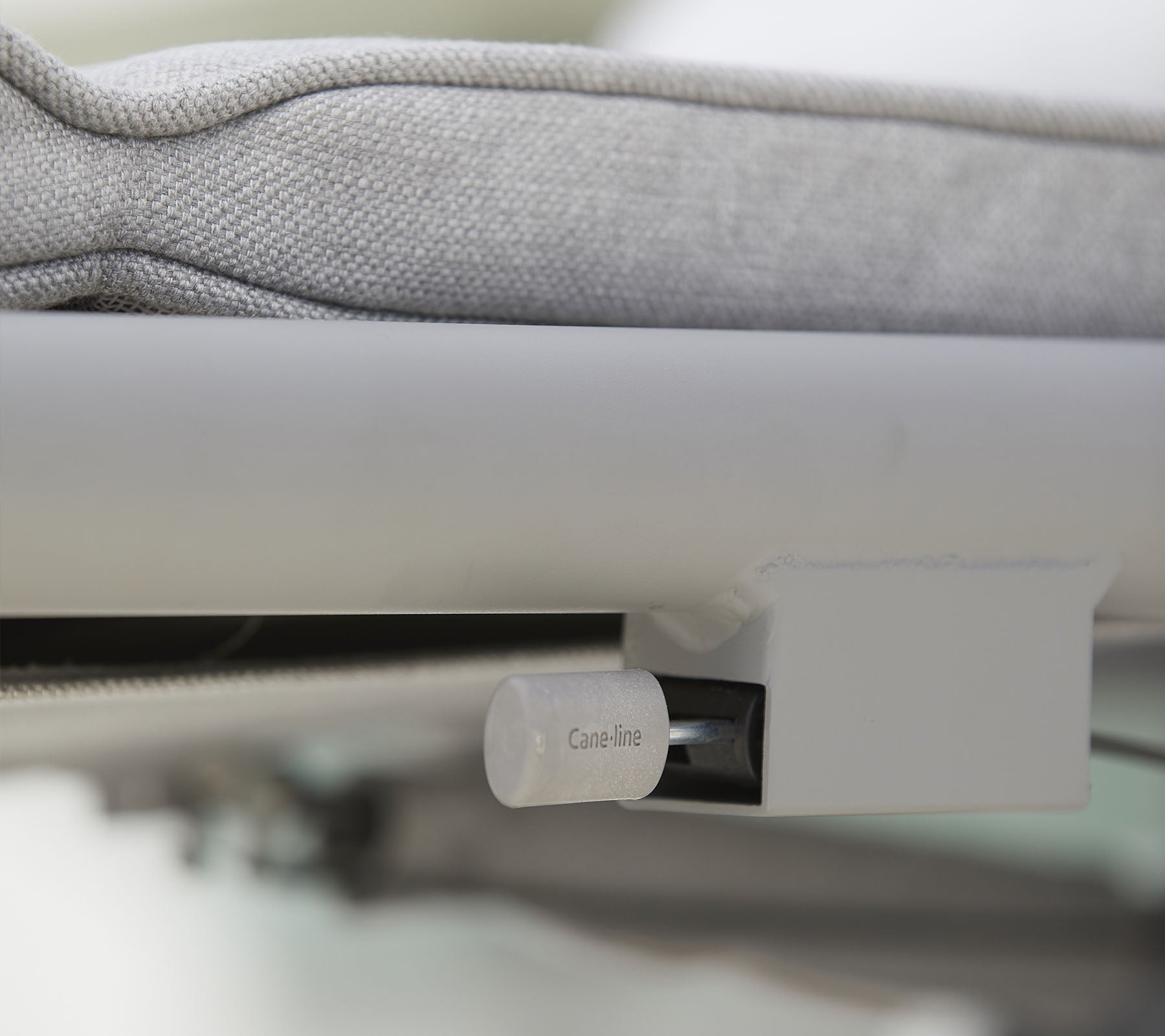 Cane-Line I Conic Sonnenliege mit Gasfeder