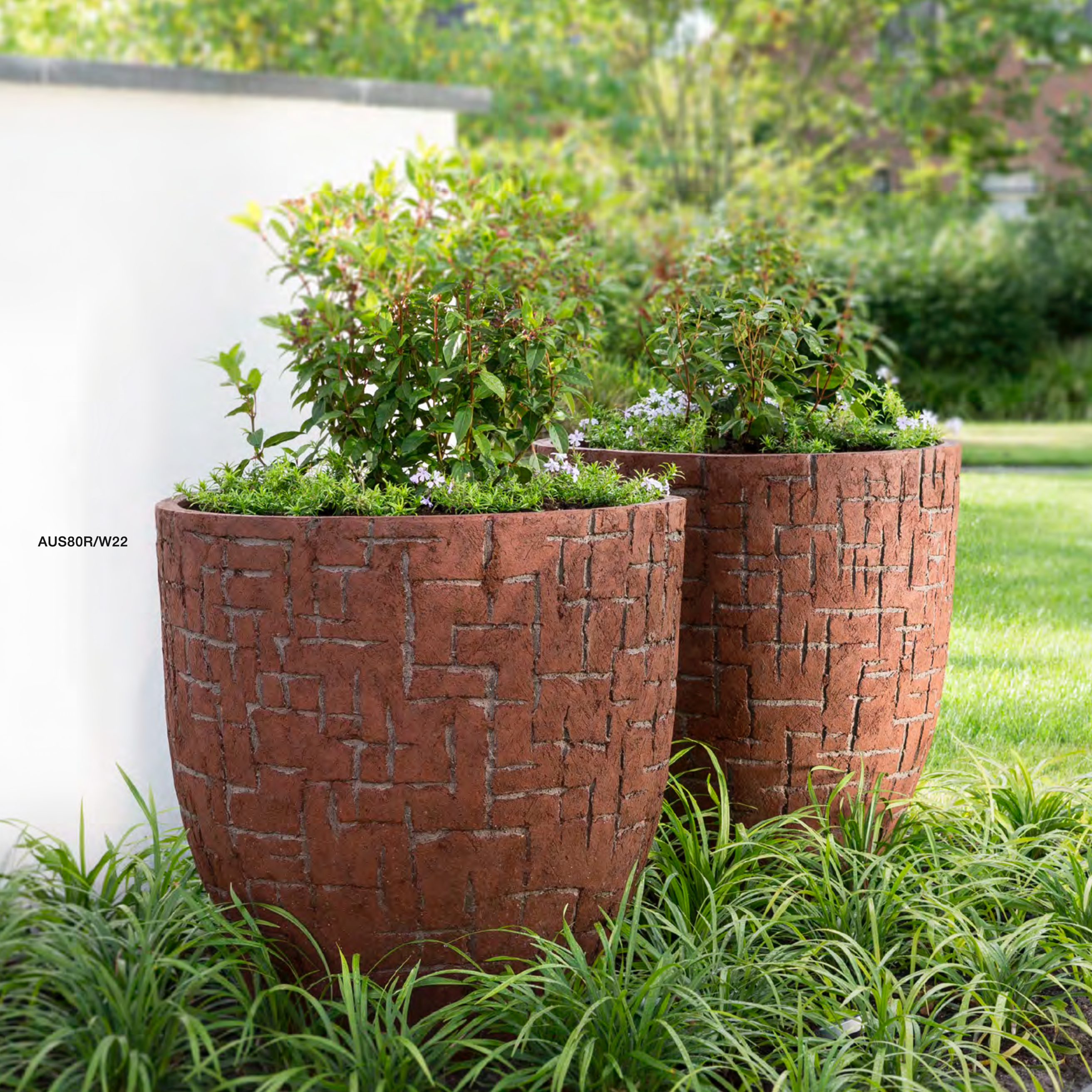 Atelier Vierkant AUSB80 in Rot mit weißer Struktur