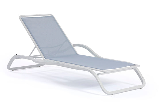 Ego Paris Sonnenliege Marumi mit Armlehne und Tablett in hellblau