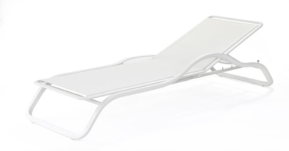 Ego Paris Sonnenliege Marumi mit Armlehne und Tablett in weiß