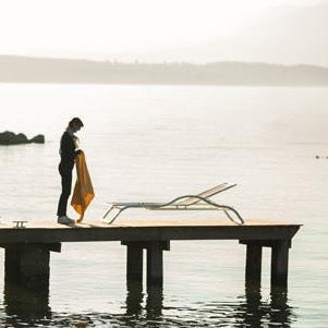 Ego Paris Sonnenliege Marumi mit Armlehne und Tablett in beige