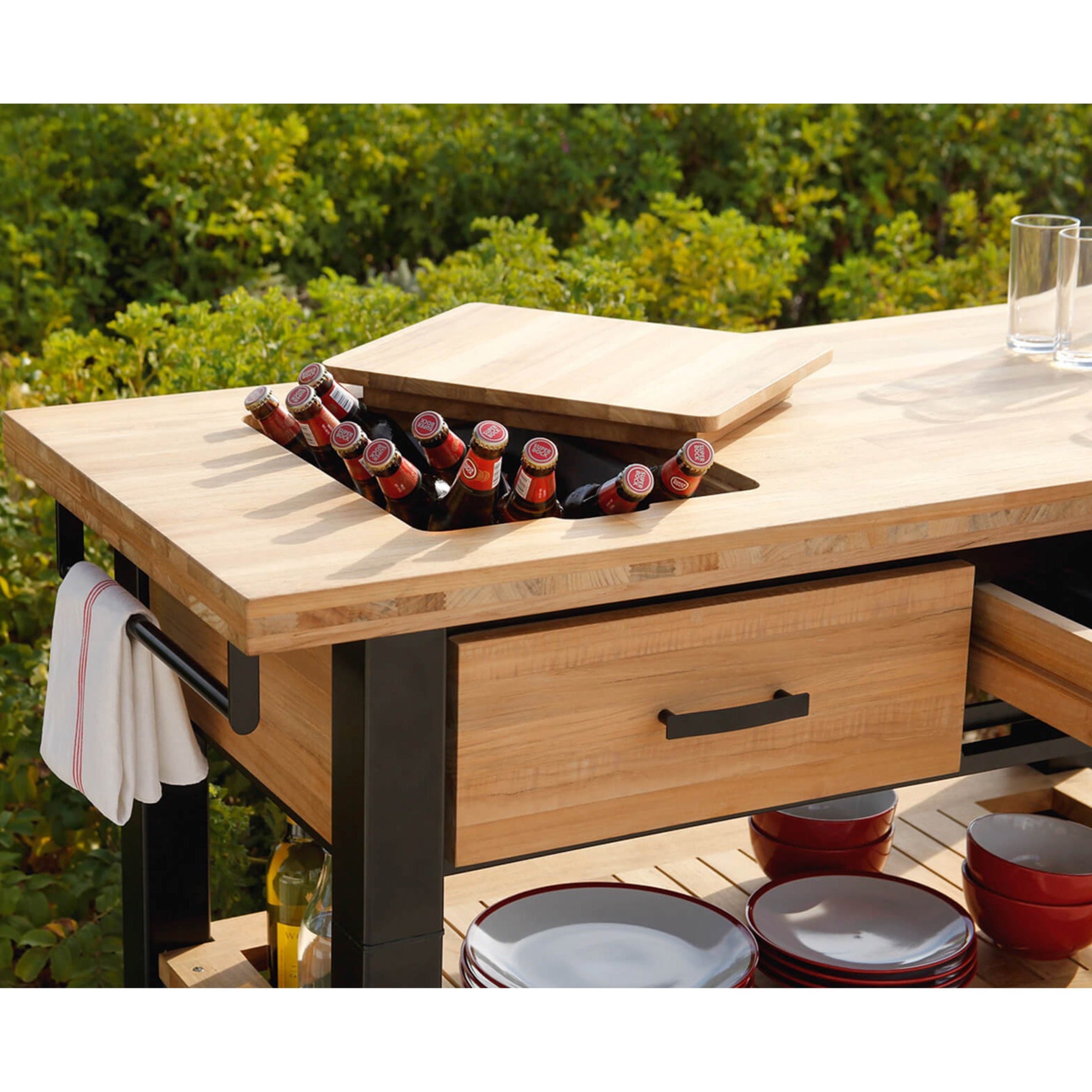 Barlow Tyrie I Titan Serviertisch