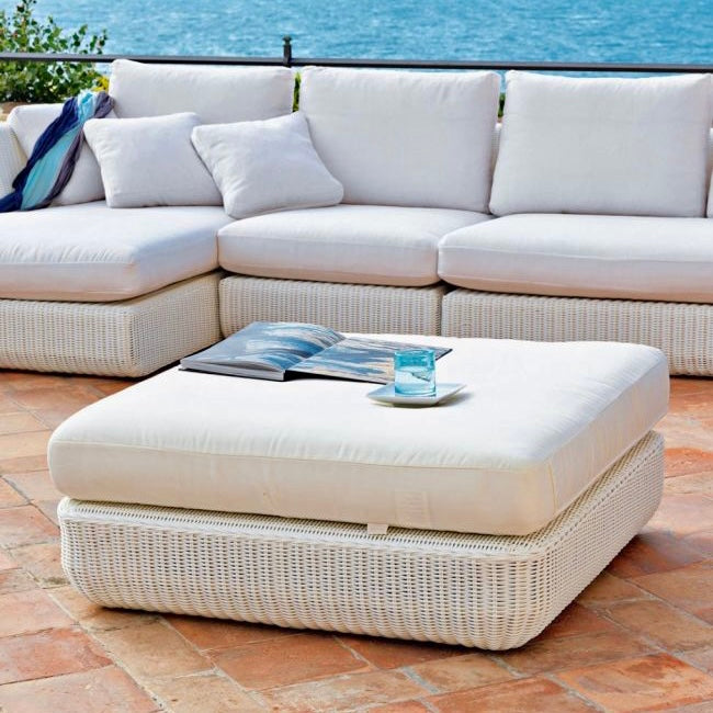Unopiu Agora Hocker mit WaProLace Geflecht in weiss und einem Sitzpolster Diamante White