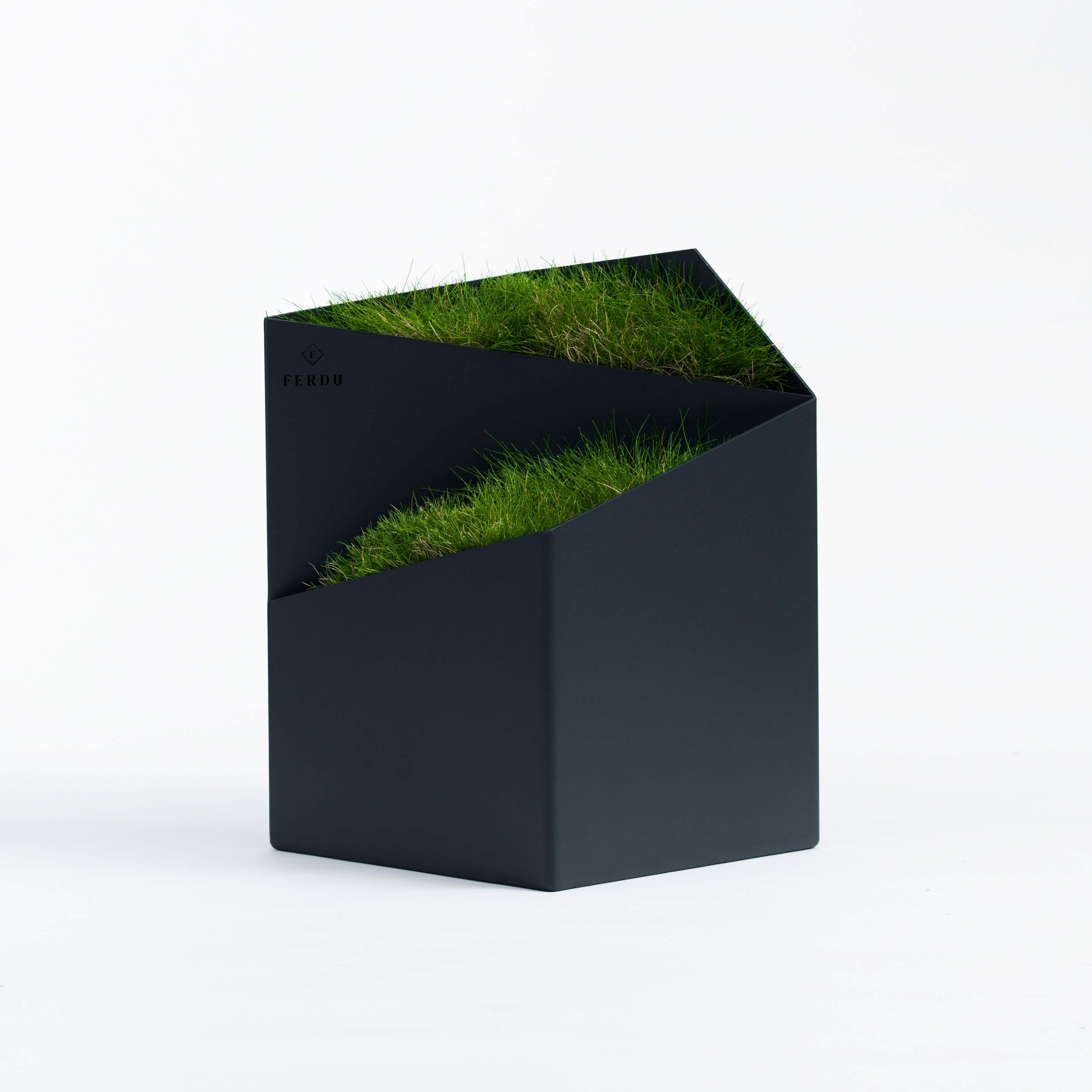 FERDU_Gefaess_Doblu_CORTENSTAHL_grau_VIERKANT