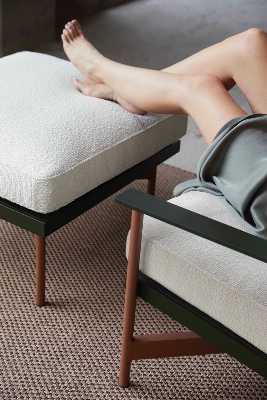 Gandia Blasco I Onde stool for Club Armchair