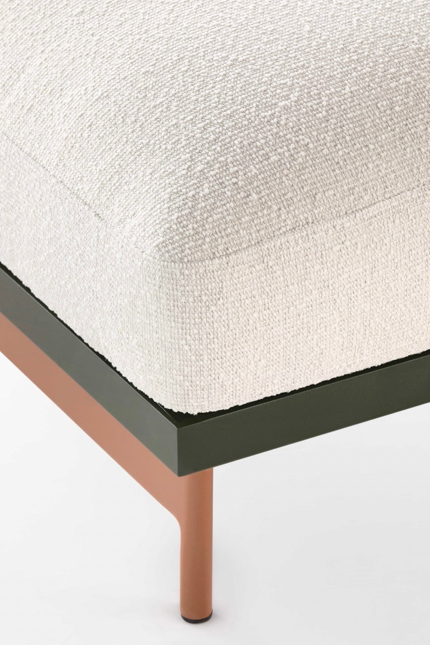 Gandia Blasco I Onde Hocker Sectional