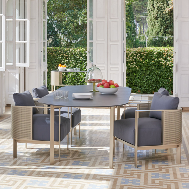 Gandia Blasco I Solanas Dining Table 280 cm, oval