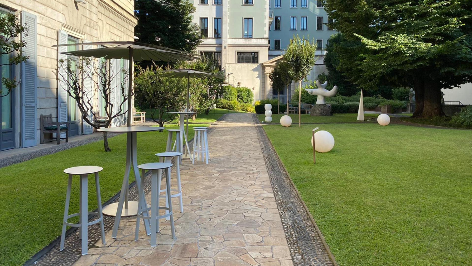 Gandia Blasco | Stack High Stool