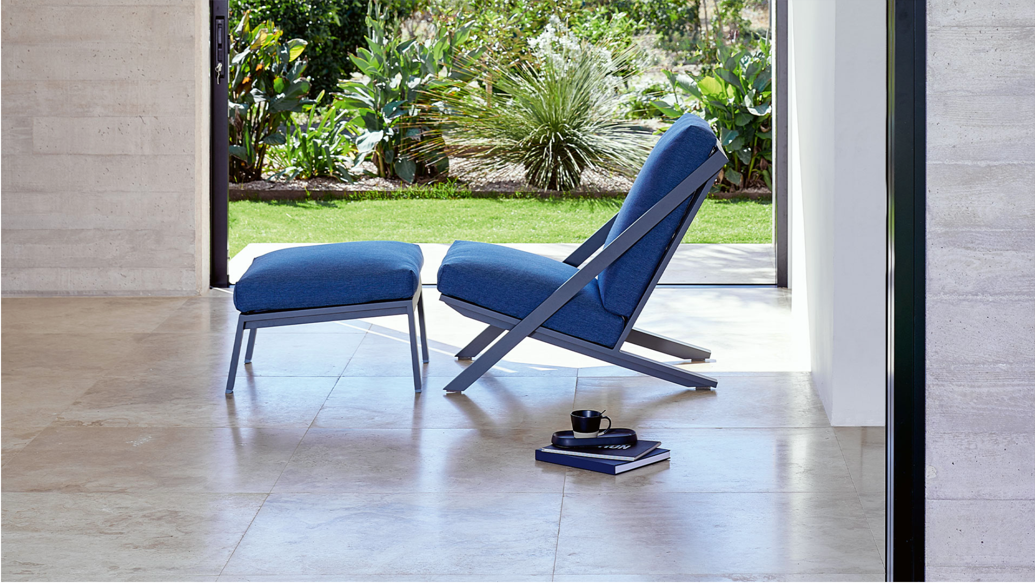 Gandia Blasco | Timeless Relax Club Chair