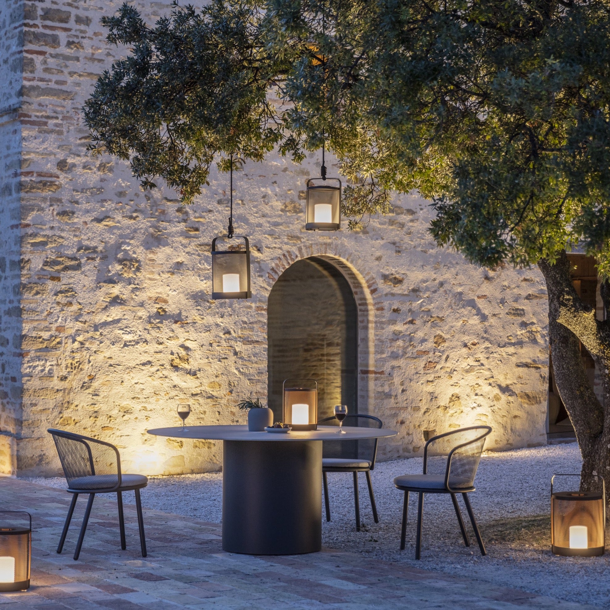 Todus I Branta dining table 160 cm, round